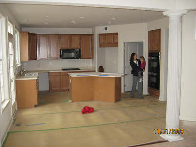  > The kitchen, from the family room.