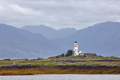  > Ornsay Lighthouse at Low Tide - Isle of Skye, Scotland
